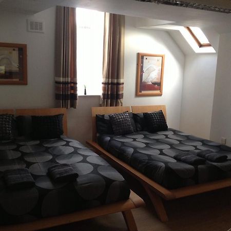 The Kingscliffe Guesthouse Manchester Exteriör bild