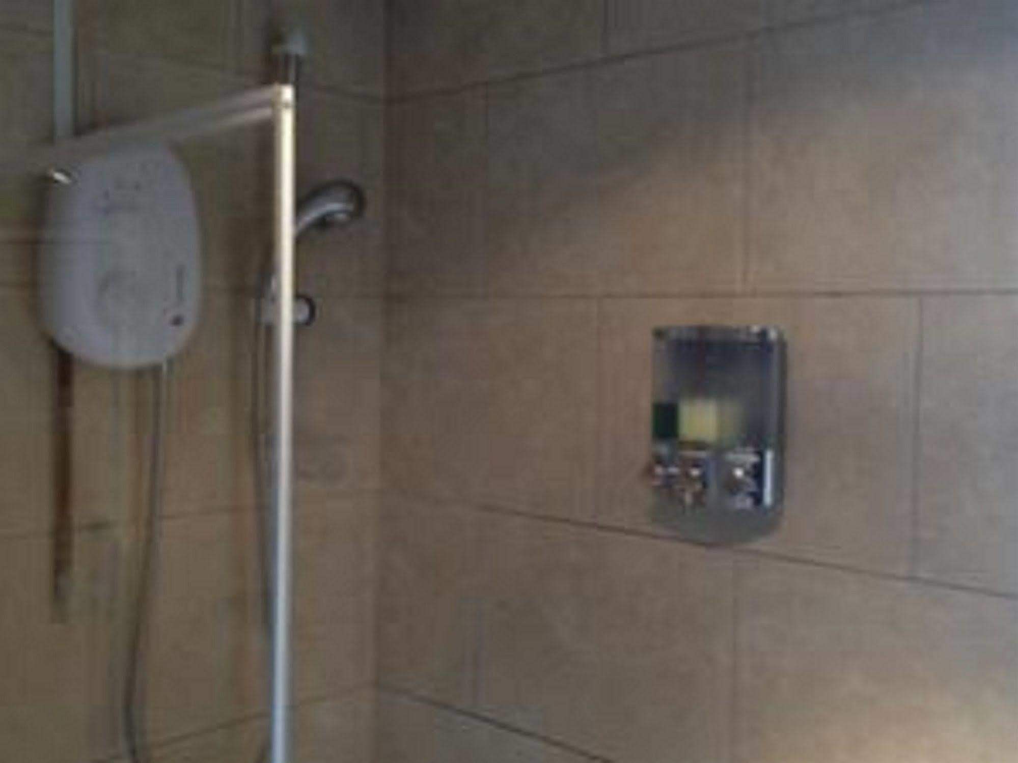 The Kingscliffe Guesthouse Manchester Exteriör bild